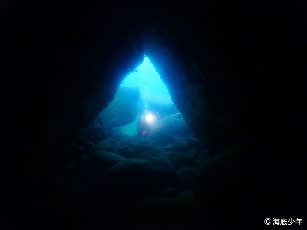 甲浦の洞窟